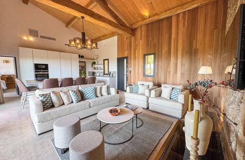 Cirendinu Villa | New 4bed 8pers sheepfold-style villa with swimming pool, splendid sea view over St Cyprien.
