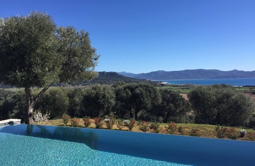 Serra-di-Ferro Villa | New villa with a private heated pool and a panoramic ocean and mountain view