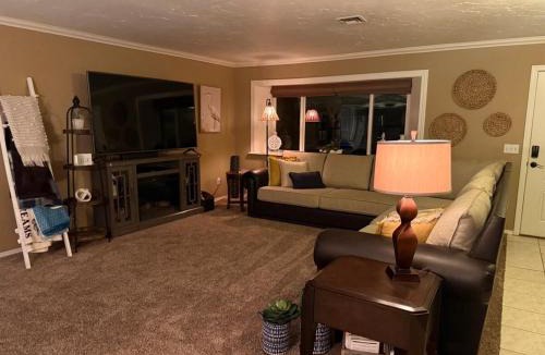 Havasu Foothill Estates House | Oasis Getaway