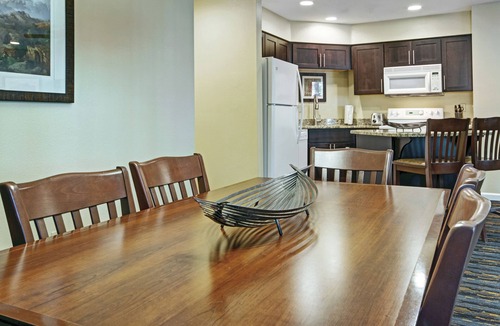 Pinetop Resort | OFFICIAL LISTING | Worldmark Pinetop Cozy 1BR w/Fireplace, Balcony, Pool & More