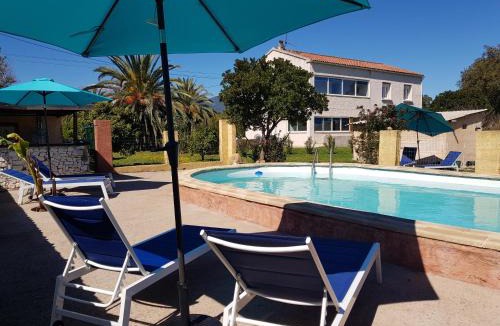 Solaro Apartment | PALMA Piscine chauffée Grand jardin avec piscine à 1 km de la mer