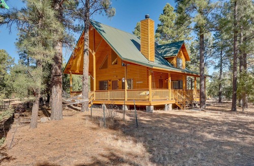 Eagar Cabin | Peaceful 3-bedroom cabin in Nutrioso perfect for relaxing getaways.