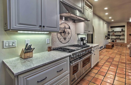 Tanque Verde House | Pet-Friendly Tucson House w/Private Pool!