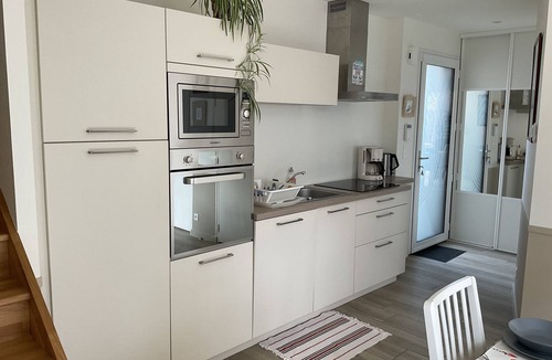 Perros-Guirec Cottage | Port, Duplex Standing * 51 m²/4-5 people, Garden & Parking, Wifi