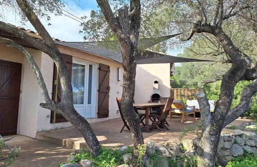 Lecci House | Porto -Vecchio, air-conditioned mini villa, sea view in quiet, leafy residence