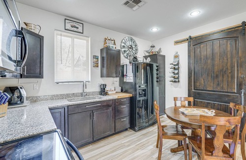 Gilbert House | Private Acreage, Pet-Friendly Yard! Gilbert Haven