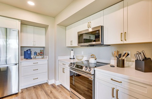 Barclay Place House | Private Pool + Putting Green: Sunny Scottsdale Gem