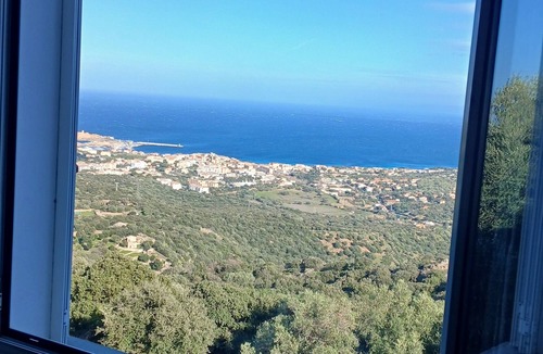 Santa-Reparata-di-Balagna House | QUIET VILLAGE HOUSE WITH LARGE GARDEN OVERLOOKING ILE ROUSSE 3 BEDROOMS