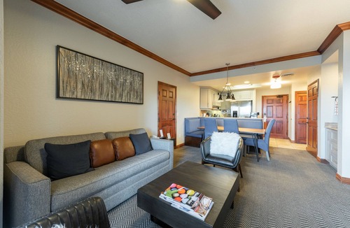 Park City Apartment | Renovated 775sqf Huge 1 BDR Luxury Condo