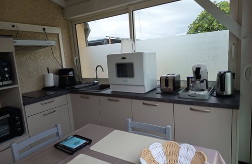 Port-des-Barques Apartment | Renovated studio with private terrace - Bright veranda - Port-des-Barques