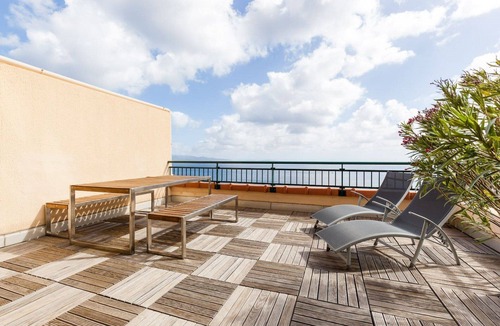 Ajaccio Apartment | Renovated studio with great sea view terrace Ajaccio/Sanguinaires Islands.