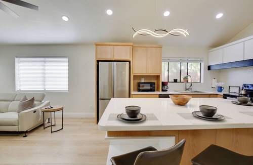 Yuma Apartment | Renovated Yuma Home w/Community Pool!