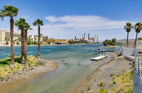 Bullhead City House | Riverfront Bullhead City Condo Near Casinos!