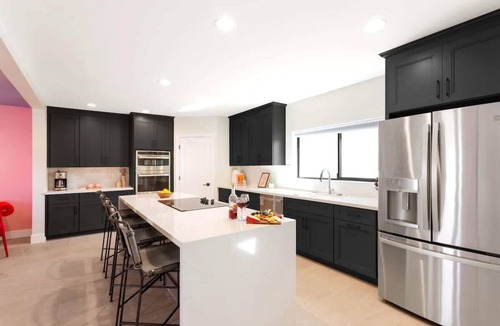 South Scottsdale House | Rosé Retreat w/Coach House-2 Homes-IG Worthy