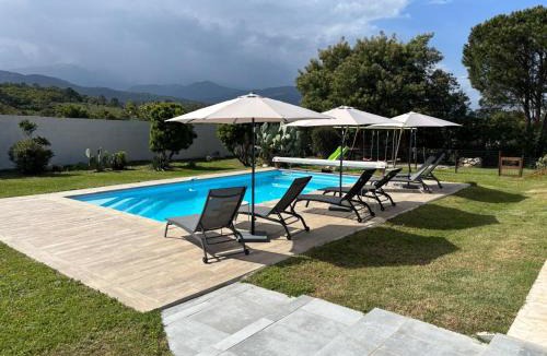 Solaro House | RUNDINELLE-Piscine privée- clim-wifi-plage à pieds