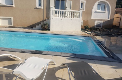 Monticello Apartment | SAINT ANGE 50 m2 harbor view 5mn drive from downtown