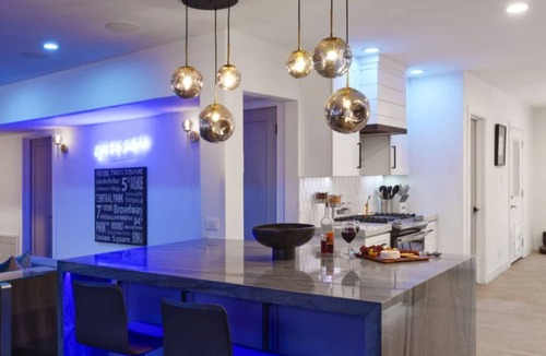 South Scottsdale House | Scottsdale Luxe Retreat Minutes to Old Town Heated Pool & Hot Tub Fire Pit
