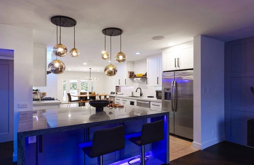 South Scottsdale House | Scottsdale Luxe Retreat Minutes to Old Town Heated Pool & Hot Tub Fire Pit