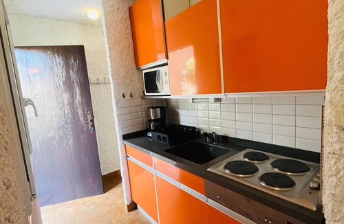 Marine de Saint Ambroggio Apartment | Seaside Studio with Terrace - 4 Guests, 1 Km to Beach, Parking Included