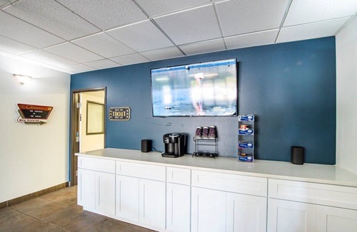 Sierra Vista Condo | Sierra Vista 2bd Queens Deluxe
