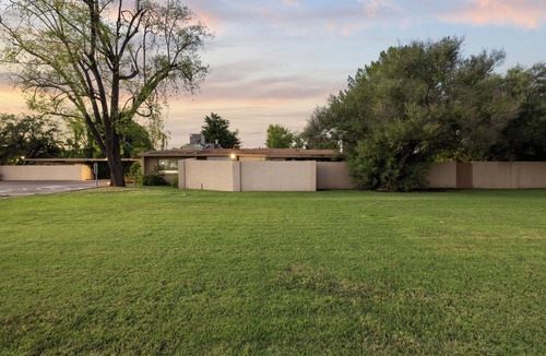 Alhambra House | Spacious 7BR Phoenix Retreat w/Outdoor Oasis Perfect for families & group events