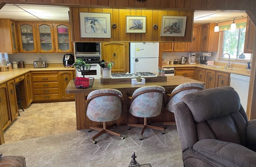 Mohave Valley House | Steps from the River “Fun in the Sun” Beach Access