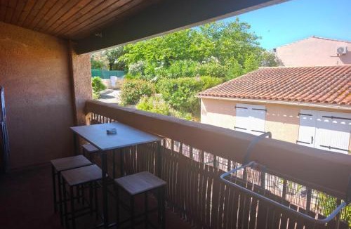 Molini Apartment | Studio apartment a stone's throw from Agosta beach