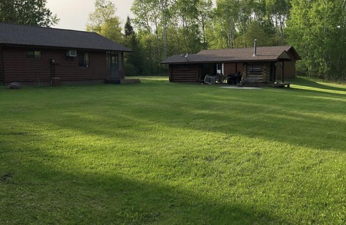 Akeley Cabin | Summer is here. Let’s enjoy the beautiful weather.