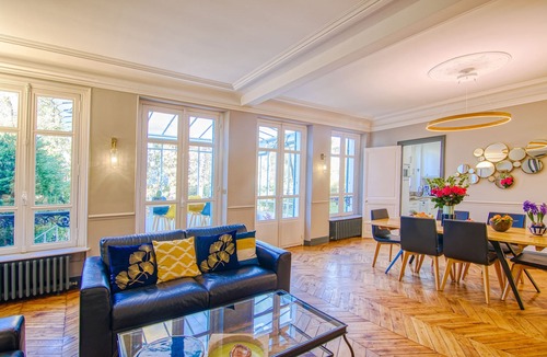 Le Vesinet Villa | Sumptuous villa in the heart of the Princess Park