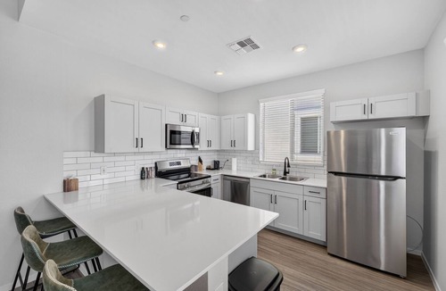 Sundance House | Sundance Townhomes