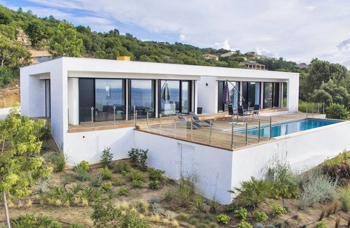 Albitreccia Villa | Sunset Villa with Bay View