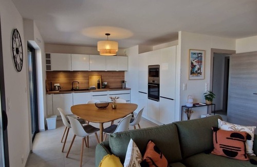 Propriano Apartment | Superbe Appartement T3 Neuf Avec Terrasse vue mer - 6 Couchages