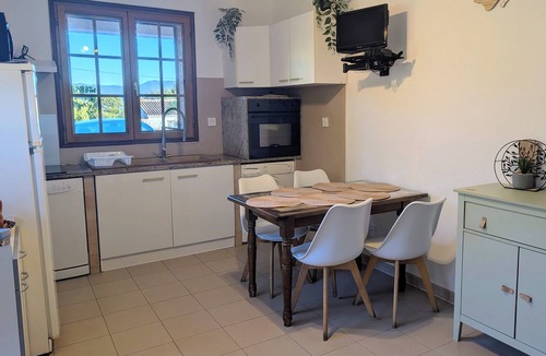 Alata Apartment | T3 ground floor facing maquis, quiet, close to beaches and mountains