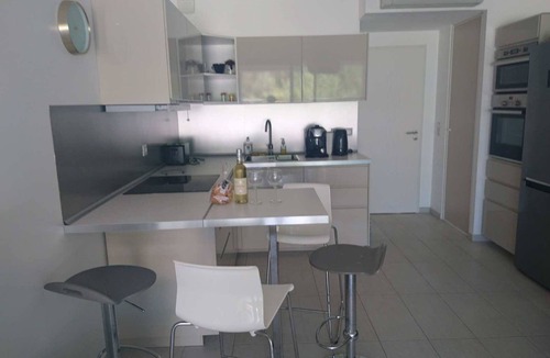 Calvi Apartment | T3 new air-conditioned, Calvi 150m from the beach, cleaning, sheets & parking included