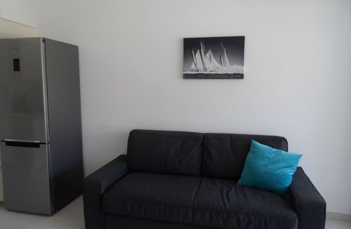 Calvi Apartment | T3 new air-conditioned, Calvi 150m from the beach, cleaning, sheets & parking included