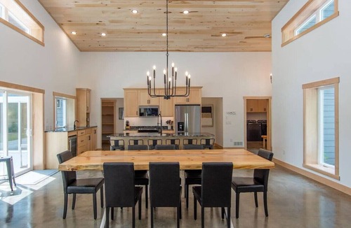 Crosslake House | The Luxe Haven: Lakefront Getaway