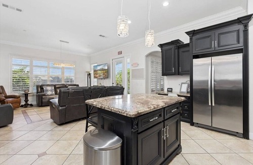 Arrowhead Lakes House | The Waterfront Manor