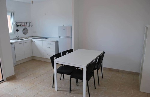 Tarcu House | Three-room apartment - Patio 2