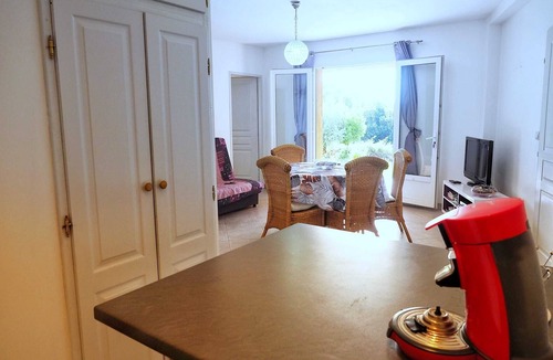 Sainte-Lucie-de-Tallano House | Très Joli Gîte Climatisé 2 ch 4 Pers Entre mer et Montagne