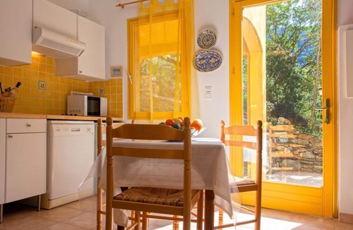 Olmeta di Capocorso Apartment | U Scogliu, charming studio overlooking the maquis (PRM accessible)