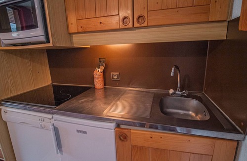 Valmorel Apartment | Valmorel: Bright 3-room, ski-in/ski-out, near ESF, southeast balcony