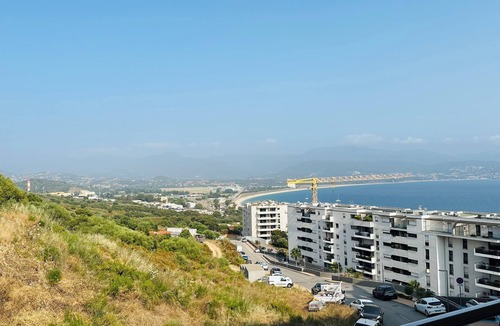 Le Ricanto Apartment | Very nice sea-view apartment with covered terrace and private parking.