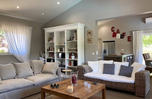 Solaro Villa | Villa 3 bd-private pool in an enchanting setting-unforgettable vacations!