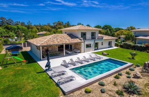Pinarellu Villa | Villa Adeona