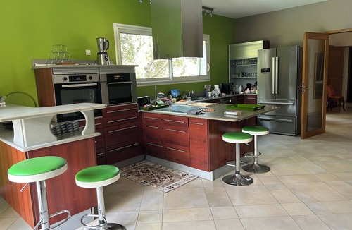 Bonifacio Villa | Villa Bonifacio with air conditioning and heated pool