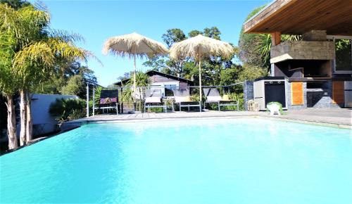 Porto-Vecchio Villa | Villa CASA BAGGIA, proche plage, piscine à débordement chauffée, pool house