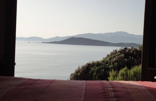 Pietrosella Villa | Villa facing the sea Superb view Access to the small beach at the bottom 50 m away