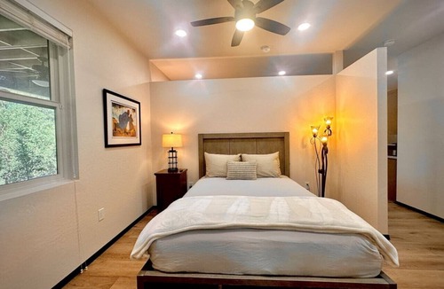 Prescott House | Villa Hermosa- Guest Quarters