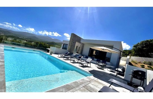 Pietrosella Villa | Villa Iéna