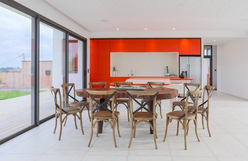 Locquirec Villa | Villa 'Ker Marie' with Sea View, Private Terrace and Wi-Fi